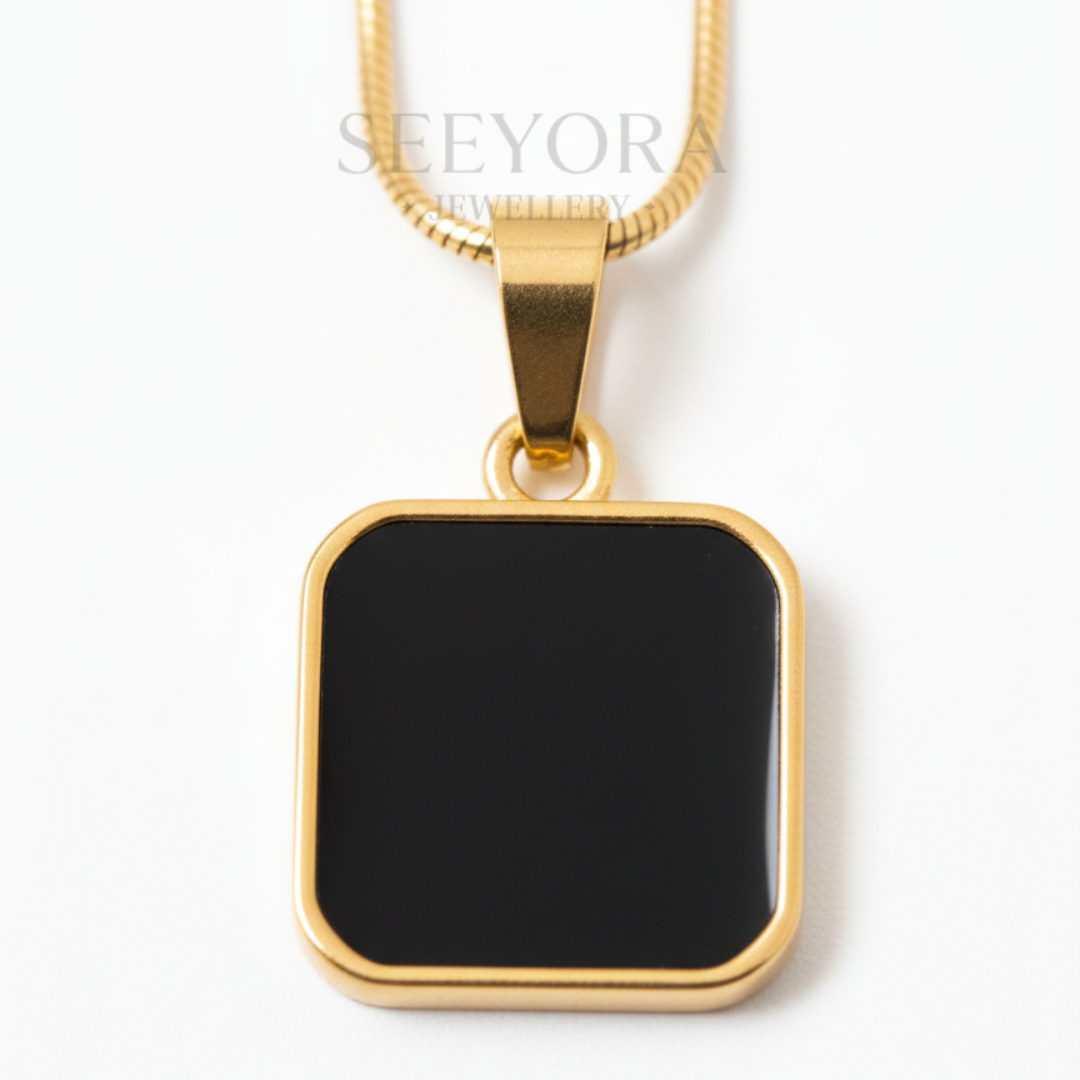 Black Frame Necklace