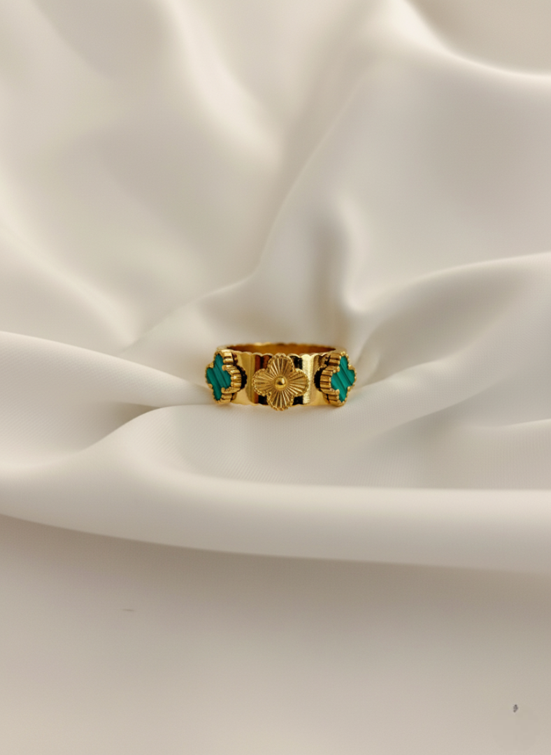 Emerald Crest Ring