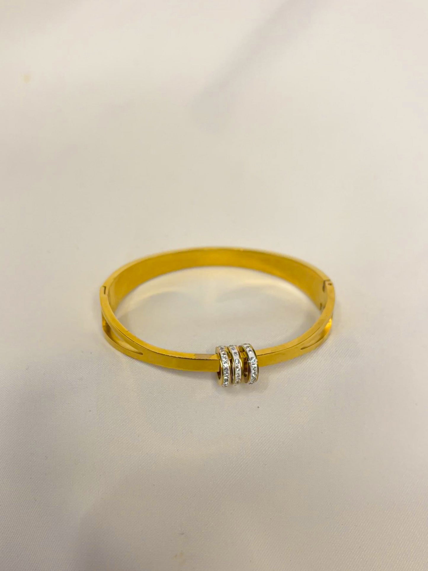 Golden Bloom Bracelet