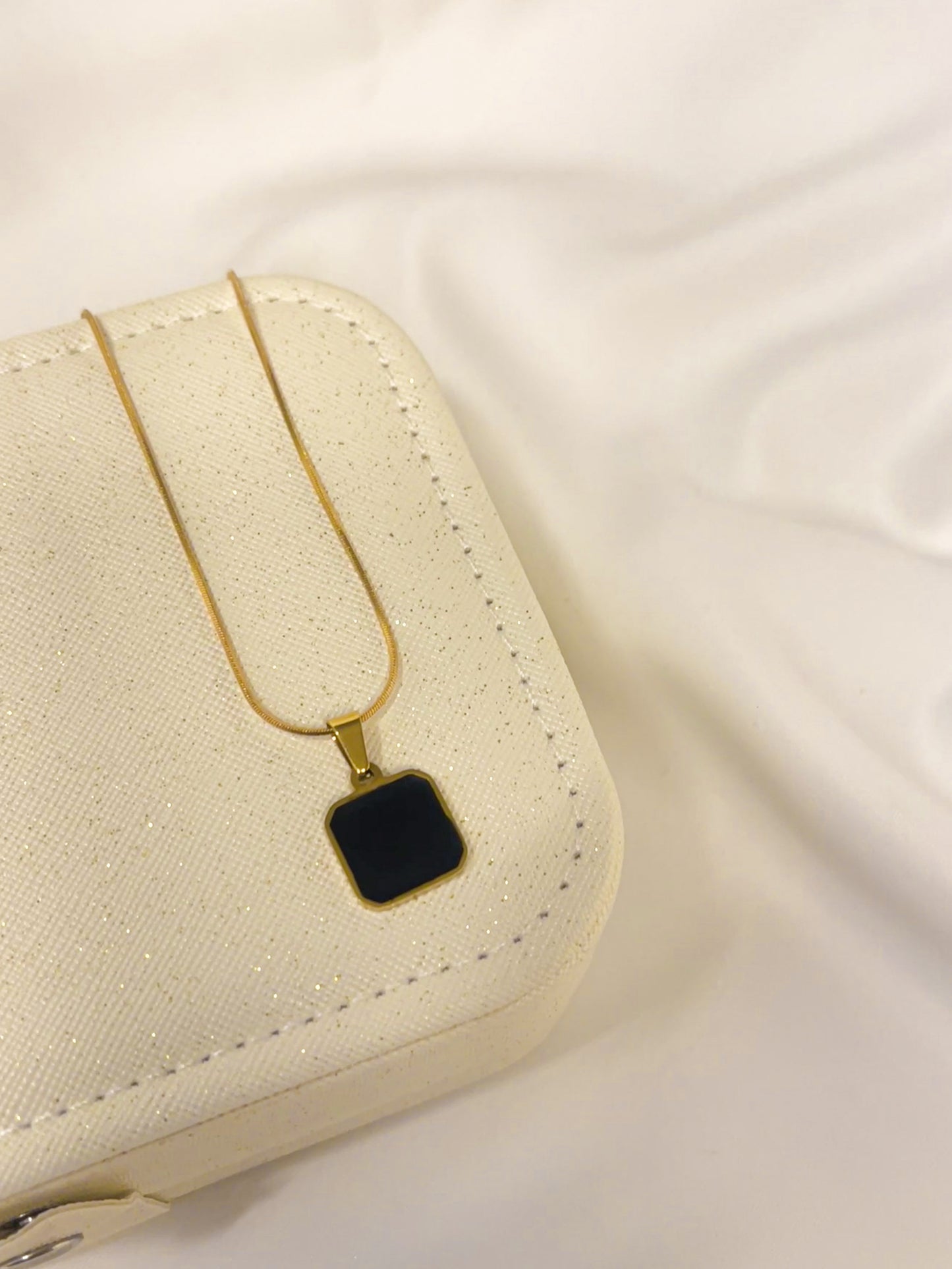 Black Frame Necklace